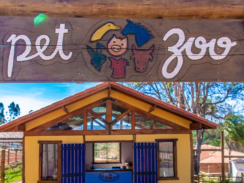 banner pet zoo 01
